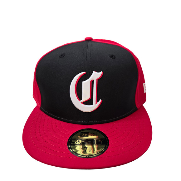 New Era Other - New Era 59Fifty Cincinnati Reds 2018 On-Field Prolight Training Fitted Hat 7 5/8